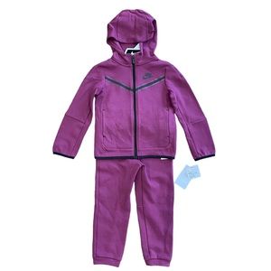 Nike Kids Purple Hoodie and Sweatpants Set